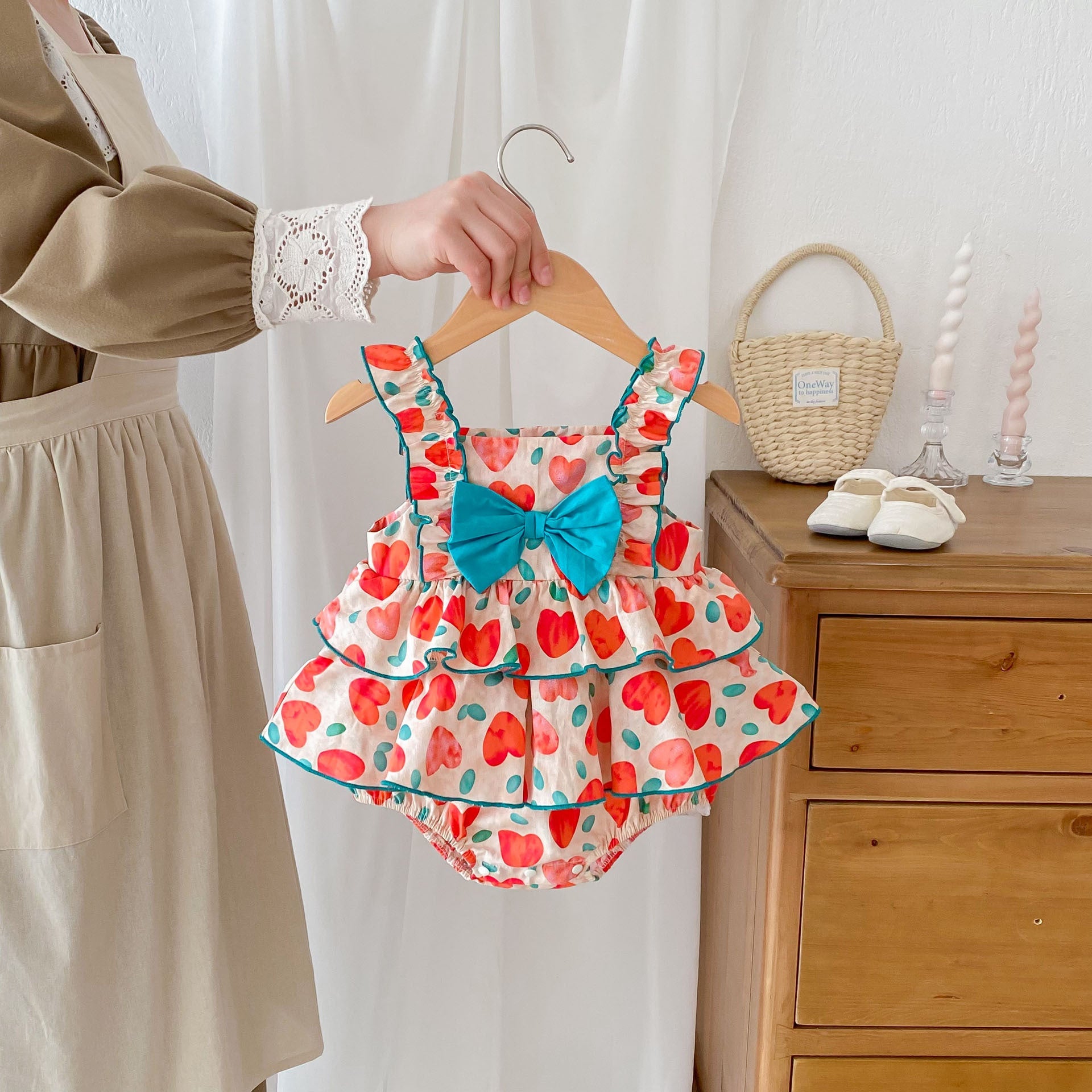 New Arrival Summer Baby Kids Girls Heart Pattern Sleeveless Big Bow Strap Onesies - DraftFuel Sports